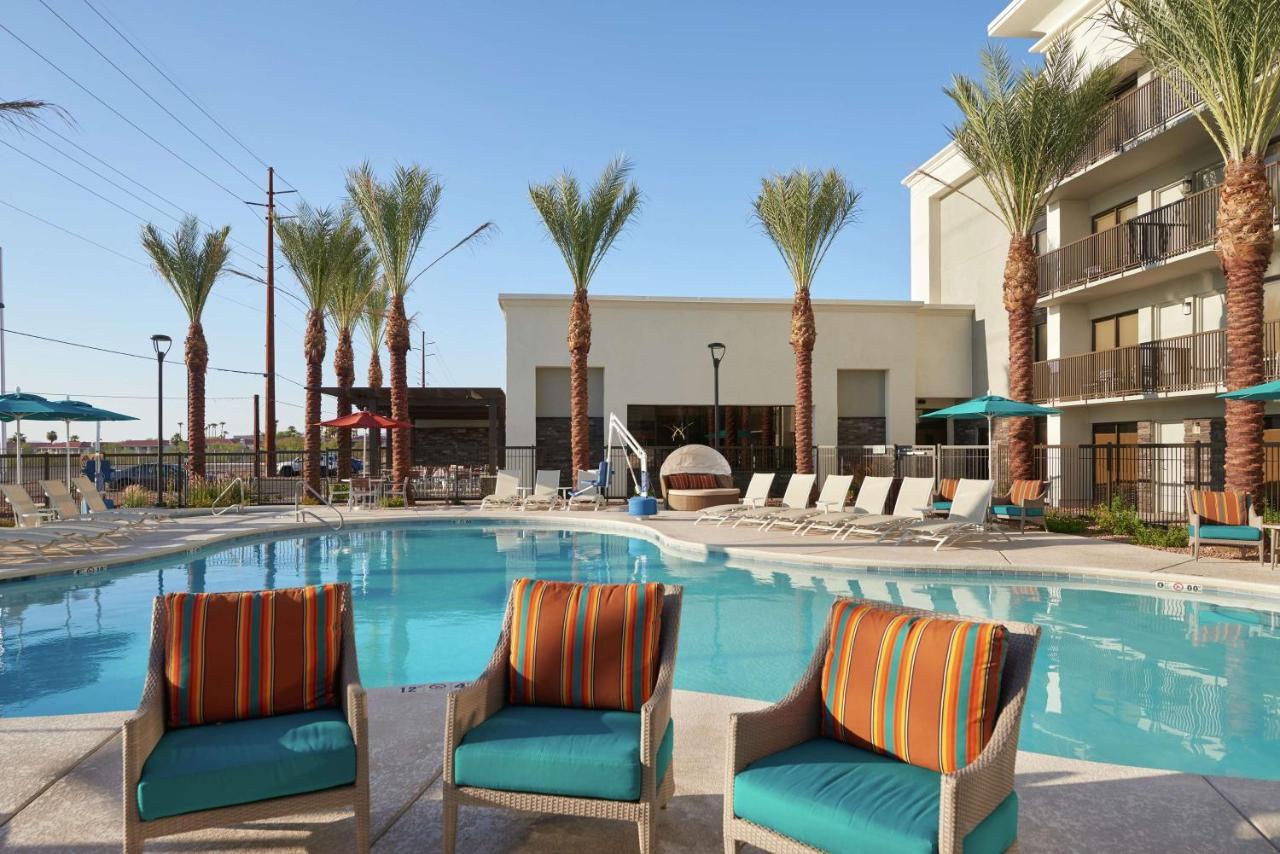 Hampton Inn Lake Havasu City Exterior foto